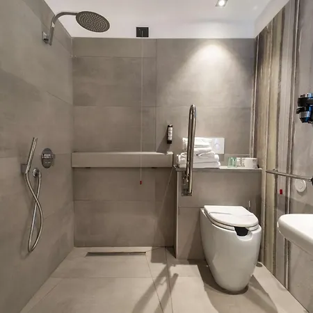 Hotell Western 4*